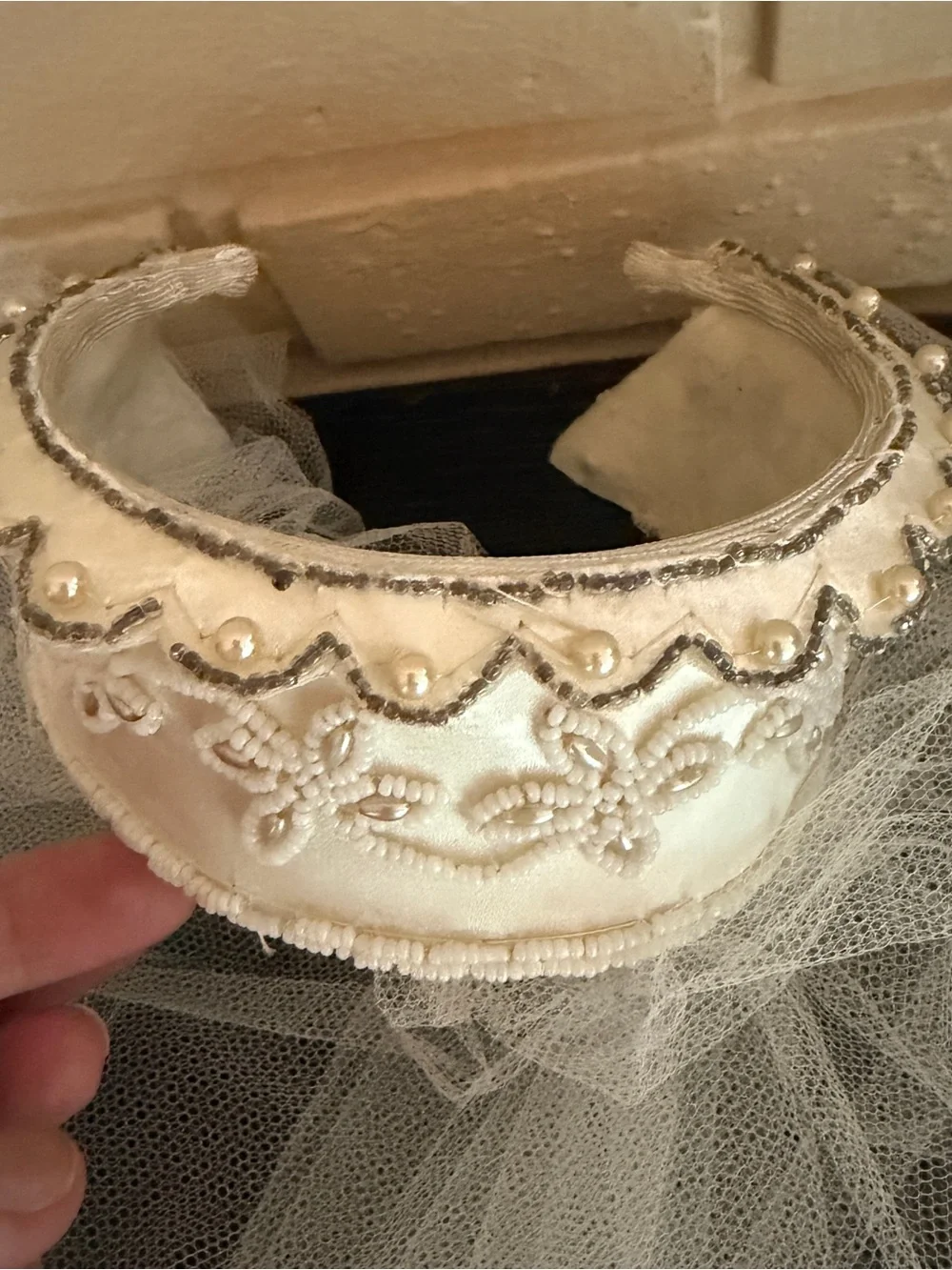 Antique 50s Wedding Crown Veil Lovely Pearl Beaded Head Piece Ivory Tulle